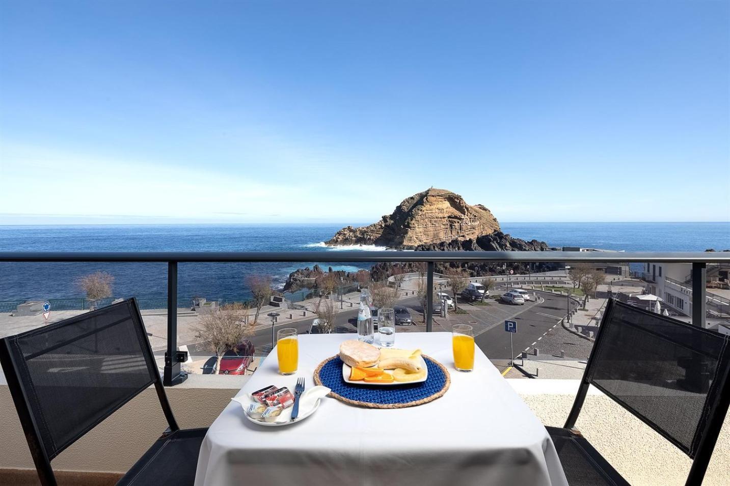 Perola Views Inn By Madeira Sun Travel Porto Moniz Exterior photo
