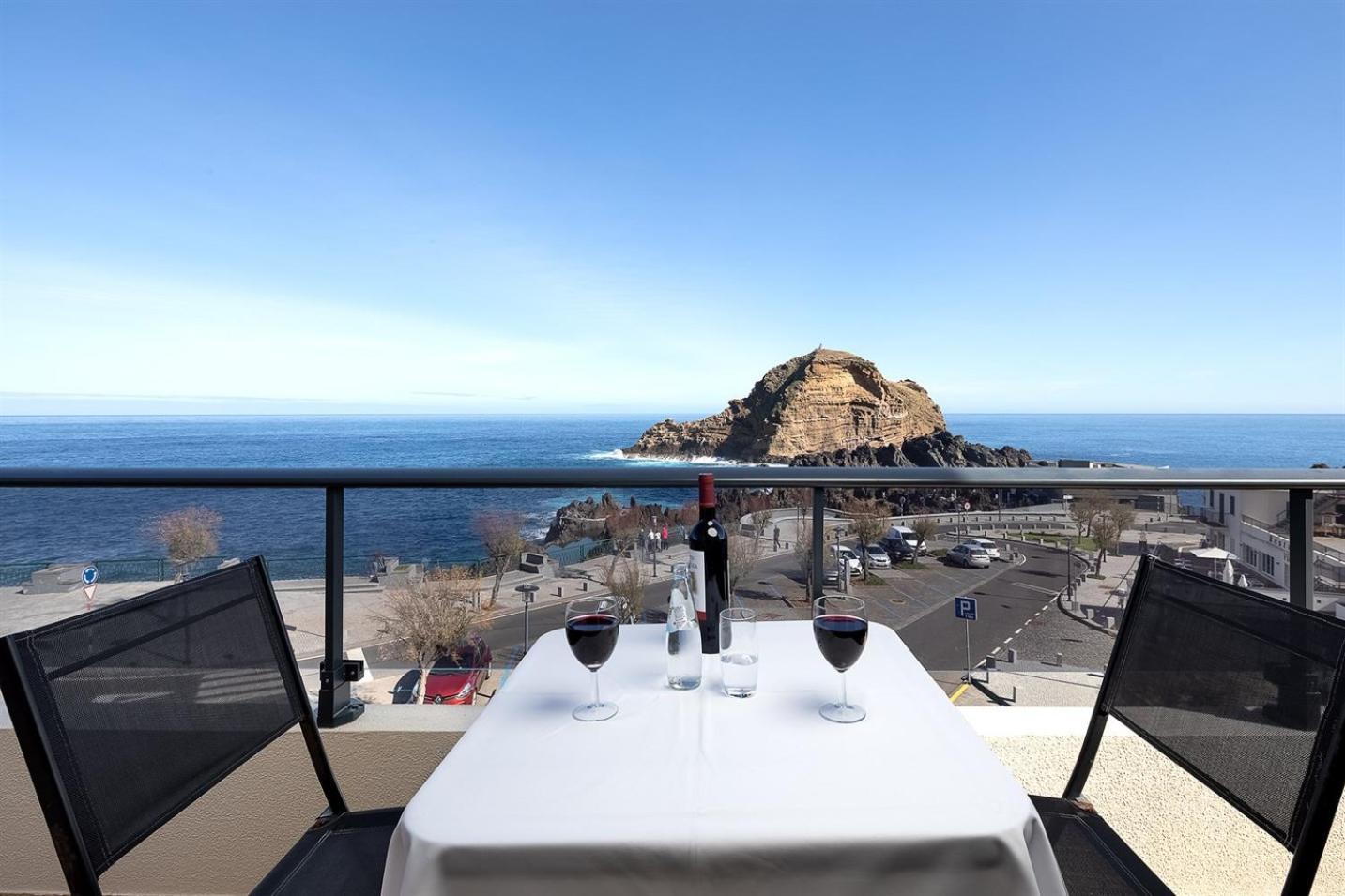 Perola Views Inn By Madeira Sun Travel Porto Moniz Exterior photo